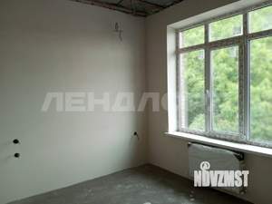 Дом 140м&sup2;, 2-этажный, участок 3 сот.  