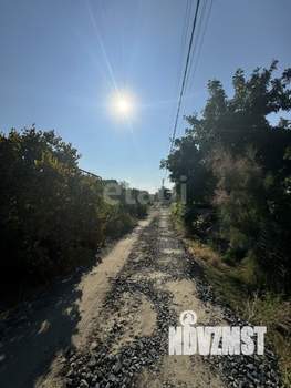 Дом 216м&sup2;, 3-этажный, участок 11 сот.  