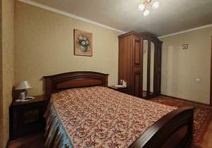 Дом 160м&sup2;, 2-этажный, участок 6 сот.  