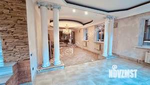 Дом 248м&sup2;, 2-этажный, участок 5 сот.  