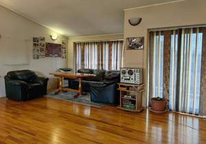 Дом 286м&sup2;, 2-этажный, участок 3 сот.  