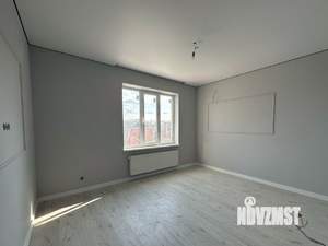 Дом 190м², 2-этажный, участок 5 сот.  