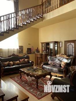 Дом 402м&sup2;, 3-этажный, участок 5 сот.  