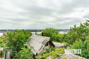 Дом 82м&sup2;, 2-этажный, участок 11 сот.  