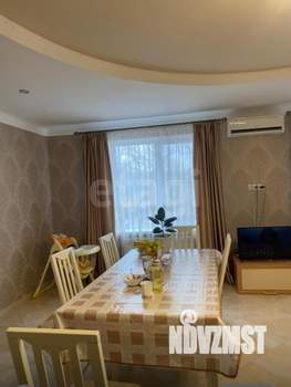 Дом 178м², 2-этажный, участок 3 сот.  