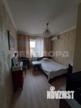 Дом 133м&sup2;, 2-этажный, участок 3 сот.  