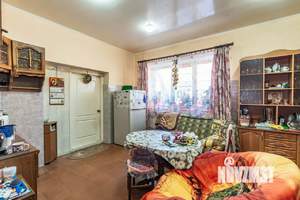 Дом 327м&sup2;, 2-этажный, участок 6 сот.  