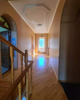 Дом 313м&sup2;, 2-этажный, участок 8 сот.  