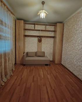 Дом 160м&sup2;, 2-этажный, участок 6 сот.  