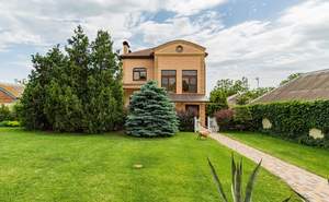 Дом 455м&sup2;, 2-этажный, участок 12 сот.  