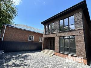 Дом 150м&sup2;, 2-этажный, участок 3 сот.  