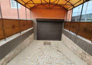 Дом 160м&sup2;, 2-этажный, участок 6 сот.  