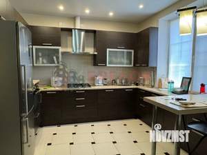 Дом 192м², 2-этажный, участок 3 сот.  