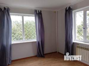 Дом 140м², 2-этажный, участок 3 сот.  