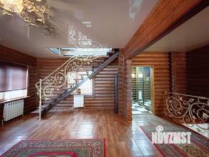 Дом 214м², 3-этажный, участок 6 сот.  