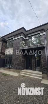 Дом 190м², 2-этажный, участок 3 сот.  