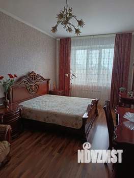 Дом 357м², 2-этажный, участок 8 сот.  