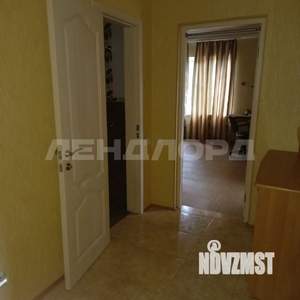 Дом 135м&sup2;, 2-этажный, участок 10 сот.  