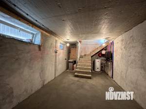 Дом 210м&sup2;, 2-этажный, участок 3 сот.  