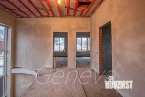 Дом 270м&sup2;, 3-этажный, участок 4 сот.  