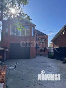 Дом 238м&sup2;, 2-этажный, участок 6 сот.  