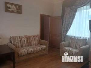 Дом 98м&sup2;, 2-этажный, участок 6 сот.  