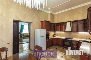Дом 300м², 2-этажный, участок 6 сот.  