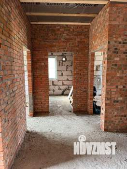 Дом 180м&sup2;, 2-этажный, участок 3 сот.  