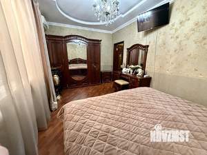 Дом 300м², 3-этажный, участок 3 сот.  