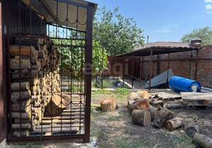 Дом 164м&sup2;, 3-этажный, участок 6 сот.  