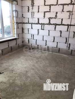 Дом 100м&sup2;, 1-этажный, участок 6 сот.  