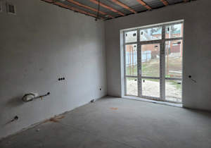 Дом 179м&sup2;, 2-этажный, участок 6 сот.  