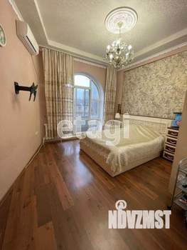 Дом 203м², 2-этажный, участок 4 сот.  