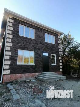 Дом 140м&sup2;, 2-этажный, участок 3 сот.  