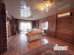 Дом 214м², 3-этажный, участок 6 сот.  