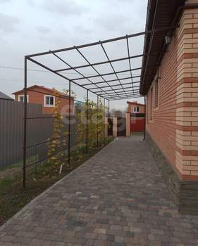 Дом 160м&sup2;, 2-этажный, участок 5 сот.  