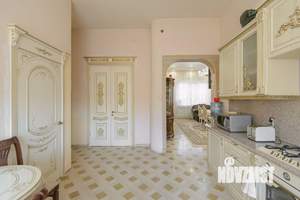 Дом 220м², 1-этажный, участок 6 сот.  