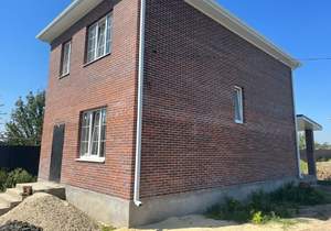 Дом 140м&sup2;, 2-этажный, участок 4 сот.  