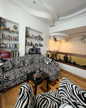 Дом 312м², 3-этажный, участок 3 сот.  