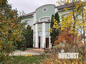Дом 356м², 2-этажный, участок 6 сот.  