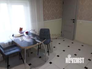 Дом 100м&sup2;, 2-этажный, участок 2 сот.  