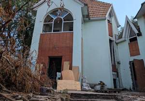 Дом 244м&sup2;, 3-этажный, участок 4 сот.  