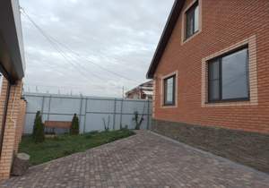 Дом 160м&sup2;, 2-этажный, участок 5 сот.  