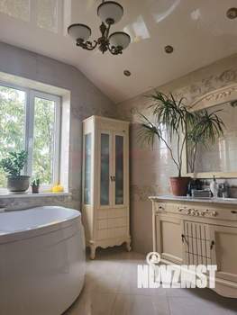 Дом 280м&sup2;, 2-этажный, участок 6 сот.  