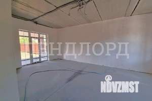 Дом 170м&sup2;, 2-этажный, участок 3 сот.  