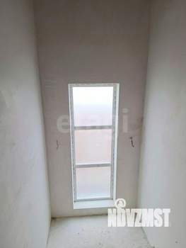 Дом 168м&sup2;, 2-этажный, участок 3 сот.  