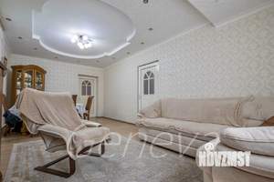 Дом 280м&sup2;, 3-этажный, участок 3 сот.  