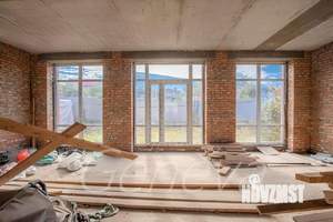 Дом 250м&sup2;, 2-этажный, участок 7 сот.  