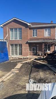 Дом 205м&sup2;, 2-этажный, участок 6 сот.  