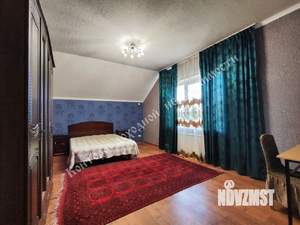 Дом 220м², 2-этажный, участок 5 сот.  